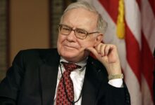 Photo of Warren Buffett kimdir?