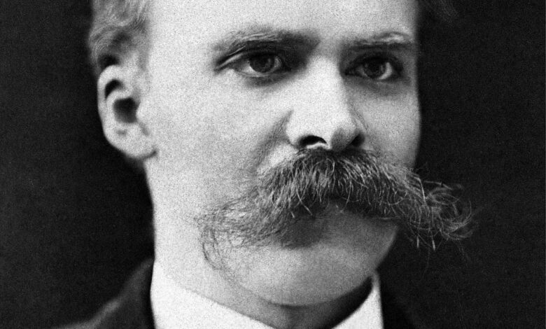 Nietzsche kimdir?